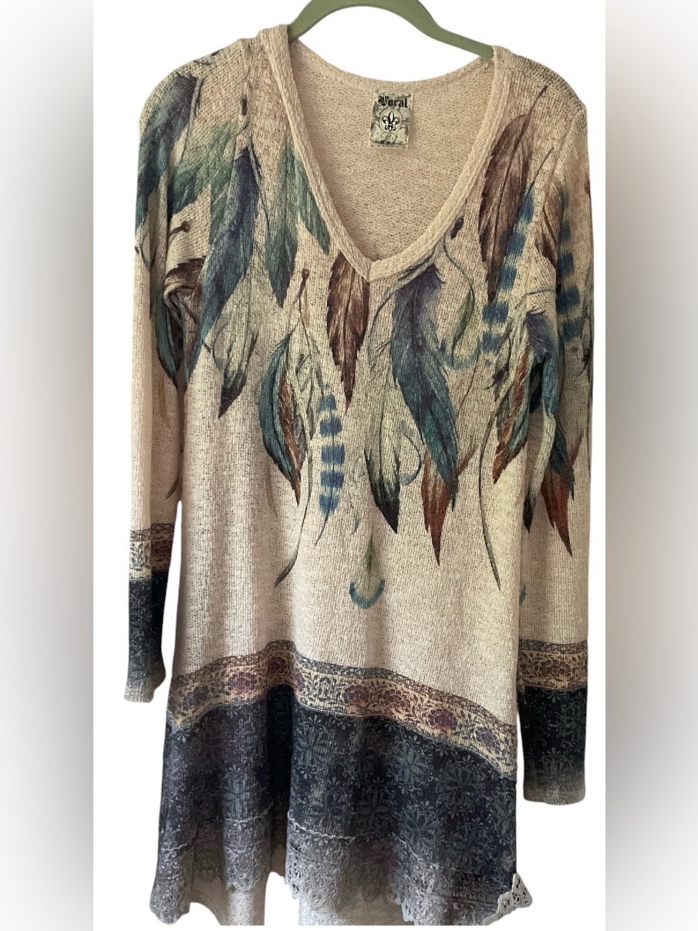 Vocal Western Boho Tunic Sweater Feather Print size S